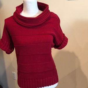 Red pullover short sleeve sweater